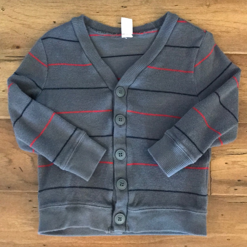 Cute boys cardigan! Looks so handsome❣️